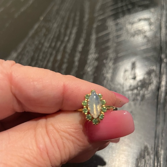 Jewelry - Vintage Opal Goldtone and Green URANIUM Gemstone Ring